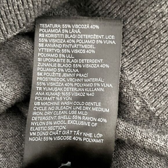 H&M Gray, Soft, Wool-Blend, Long-Sleeve, Thin Sweater. Size Medium. - Picture 5 of 5